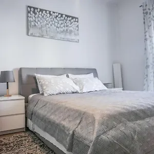 https://emma-toni.hotelinzadar.com