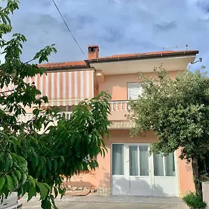 https://apartments-marina-rab.primorje-gorskikotar.com